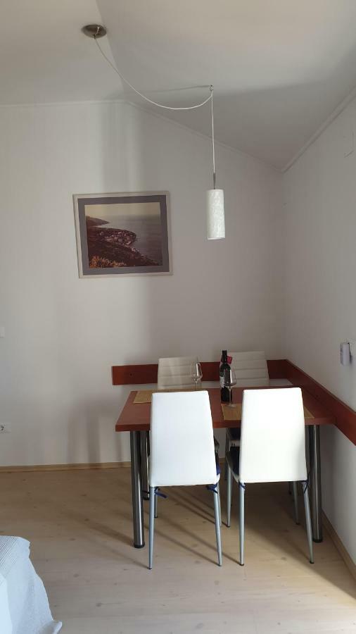 Apartment Marina Валун Екстериор снимка